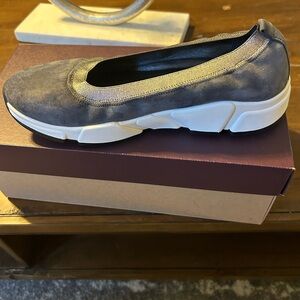 Johnston Murphy shoe